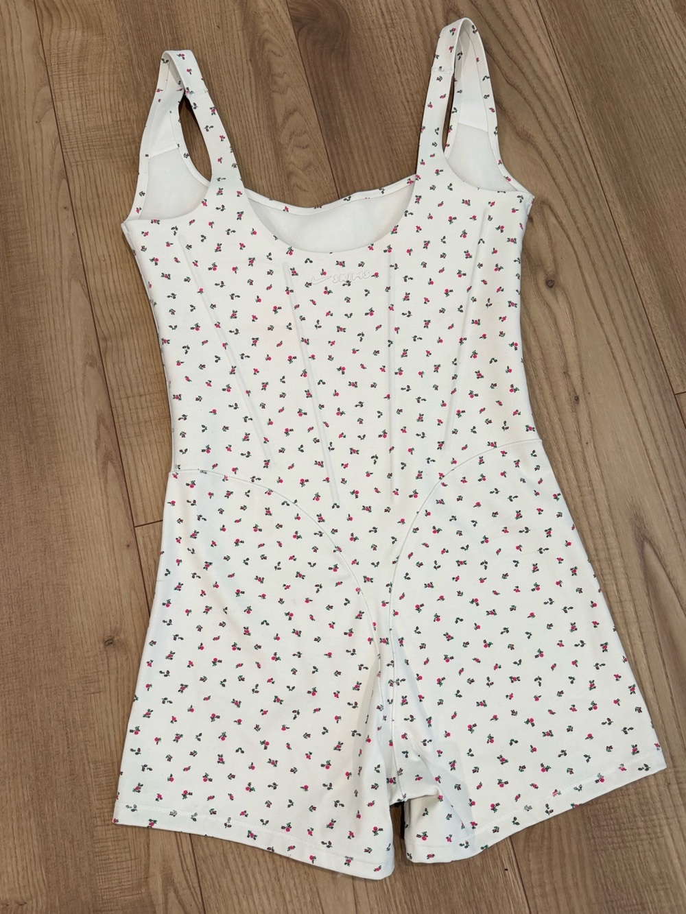 Nike x Skims Women's White Floral Print Romper Bodysuit - Picture 2 of 4